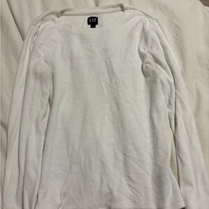 gap white long sleeve size medium (worn)